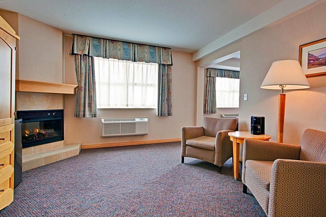Doubletree By Hilton West Kelowna Exteriér fotografie