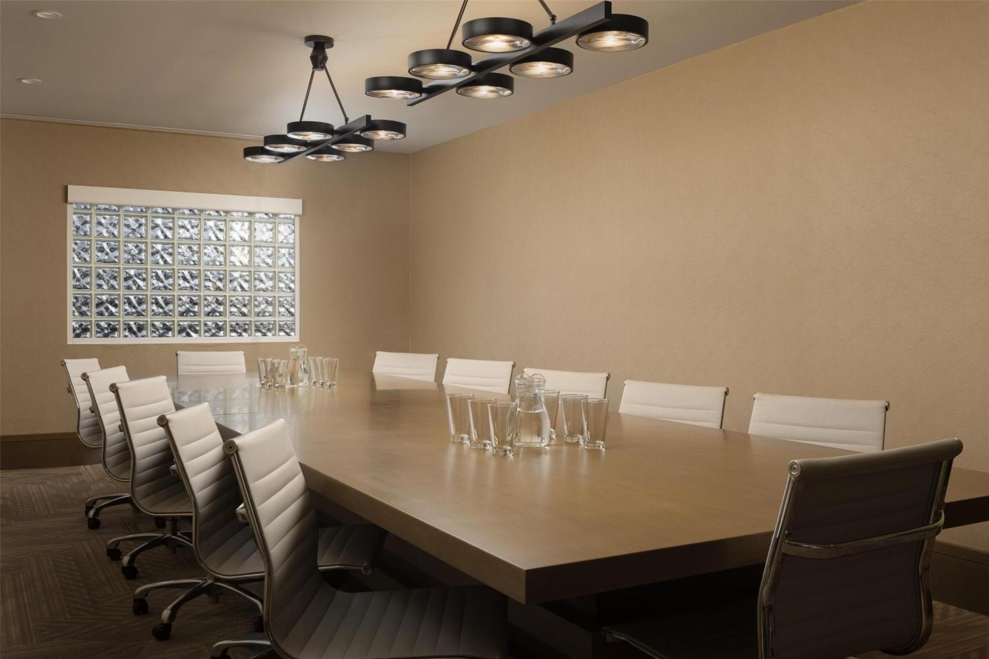 Doubletree By Hilton West Kelowna Exteriér fotografie