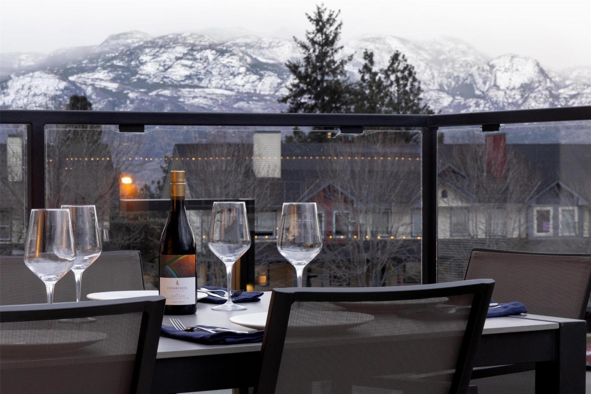 Doubletree By Hilton West Kelowna Exteriér fotografie