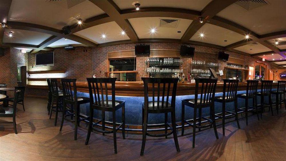 Doubletree By Hilton West Kelowna Exteriér fotografie